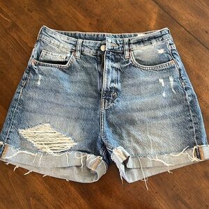 Women’s Denim Shoets H&M size 6 High Waisted